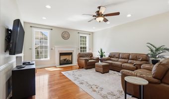 22796 WATSON HEIGHTS Cir, Ashburn, VA 20148