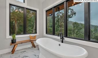 281 Lodge Woods Trl, Banner Elk, NC 28604
