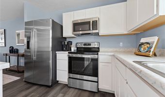 182 Captain Trl, Seville, OH 44273