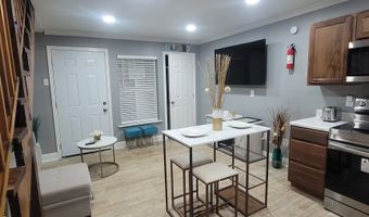 277 Chatsworth St, Baton Rouge, LA 70802
