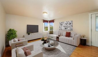 3208 CHEYENNE St, Cheyenne, WY 82001