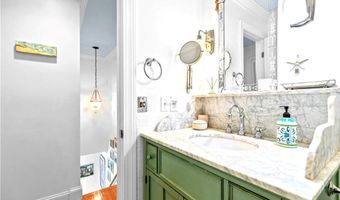 97 Narragansett Ave C3, Newport, RI 02840