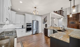 5400 Windrose Ln, Ames, IA 50014