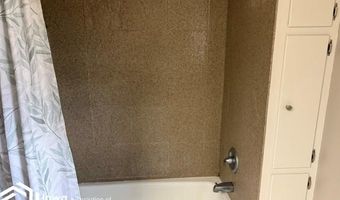1317 E Commercial St, Algona, IA 50511