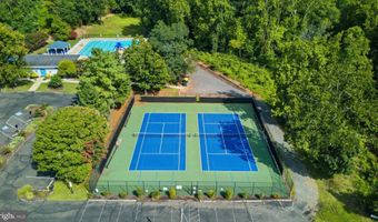 5603 INDEPENDENCE Cir, Alexandria, VA 22312