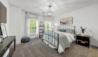 43079 LAGO GALLERIE Ct, Ashburn, VA 20148