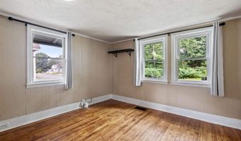 194 Pleasant St, Bristol, NH 03222