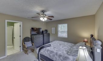 596 Briarwood Ln, Bedford, IN 47421