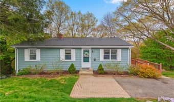 6 Linda Ct, Coventry, RI 02816
