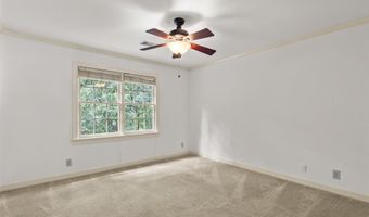 3835 Spalding Blf, Peachtree Corners, GA 30092