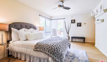 836 S Bundy Dr 209, Los Angeles, CA 90049