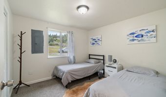6670 SEATTLE Ave, Bay City, OR 97107