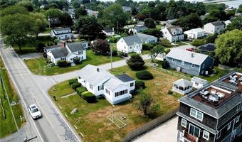 117 Wolcott Ave, Middletown, RI 02842