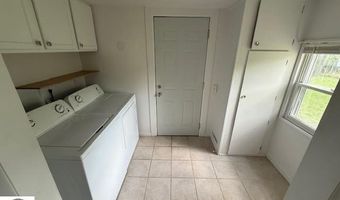 147 Valley Ave, Alma, MI 48801