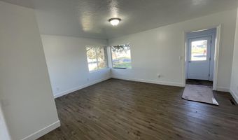 174 E 4TH Ave, Afton, WY 83110