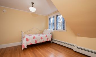 369 Ohio St, Bangor, ME 04401