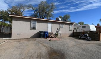 6802 COCHITI Rd SE, Albuquerque, NM 87108