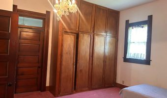 712 Cottage Ave, Anderson, IN 46012