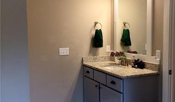1861 MOYLE Ln, Auburn, AL 36830