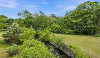 494 Woonasquatucket Ave 411, North Providence, RI 02911