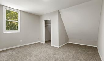 40 Lima St, Warwick, RI 02889