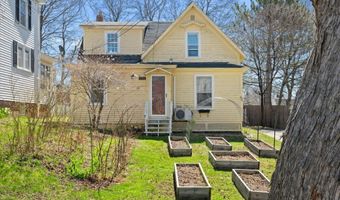 60 6th St, Bangor, ME 04401