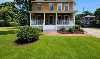 30 Gibson Ave, Narragansett, RI 02882