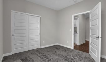 5127 Foxley Park Ln, Avon, IN 46123