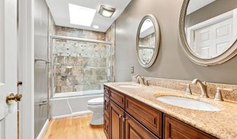 2678 Royalwoods Ct, Anderson Twp., OH 45244
