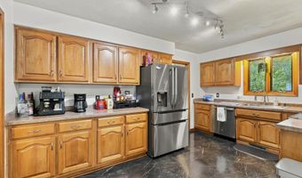 2301 LaForge Ln, Auburn, IN 46706