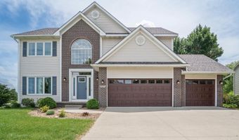 2904 Bayberry Rd, Ames, IA 50014