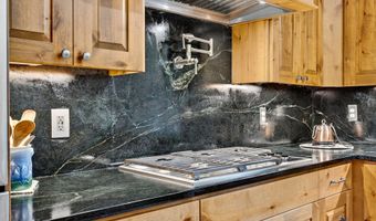 15100 SW GULL Dr, Beaverton, OR 97007