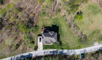 197 Saint Andrews Dr, Barboursville, WV 25504