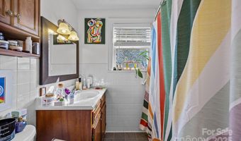 495 Fairview Rd, Asheville, NC 28803