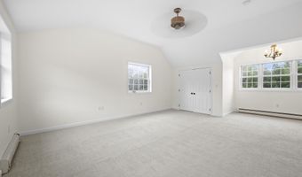 18 Shannon Way, Brentwood, NH 03833