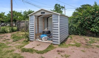 2902 PRYOR St, Amarillo, TX 79103