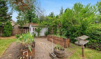 886 LINN Ave, Oregon City, OR 97045