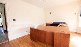 293 State St, Bangor, ME 04401