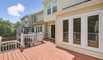 21180 HEDGEROW Ter, Ashburn, VA 20147