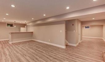3436 HOLLY Rd, Annandale, VA 22003