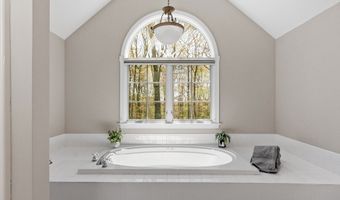 116 Coburn Rd, Berlin, MA 01503