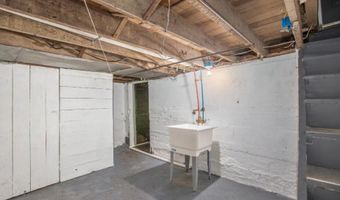 806 S Eaton St, Albion, MI 49224