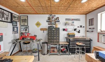 152 Summers Ln, Alice, TX 78332