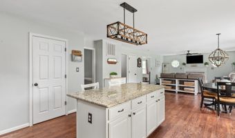 48 MADDOX Ln, Amissville, VA 20106