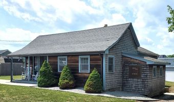 26 Wrentham St, Bellingham, MA 02019
