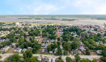 407 E 9th St, Alton, IL 62002