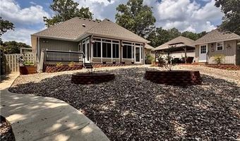 15 Thackery Ln, Bella Vista, AR 72714