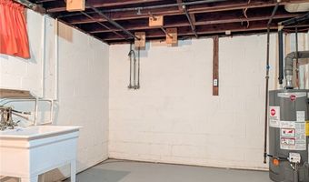 2660 Conrad Ave, Akron, OH 44314