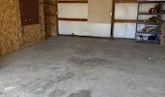 9 Valley Rd, Douglas, WY 82633