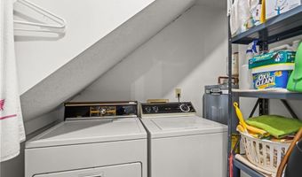 327 Wynnewood Dr, Archdale, NC 27263